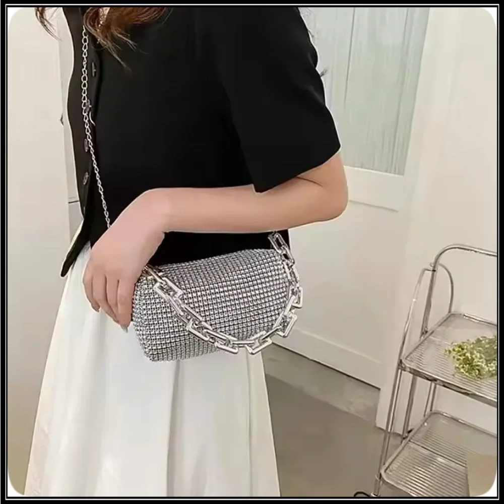NEW SILVER & BLACK CRYSTAL NETTED MESH CHAIN LINK FORMAL BARREL BAG PURSE